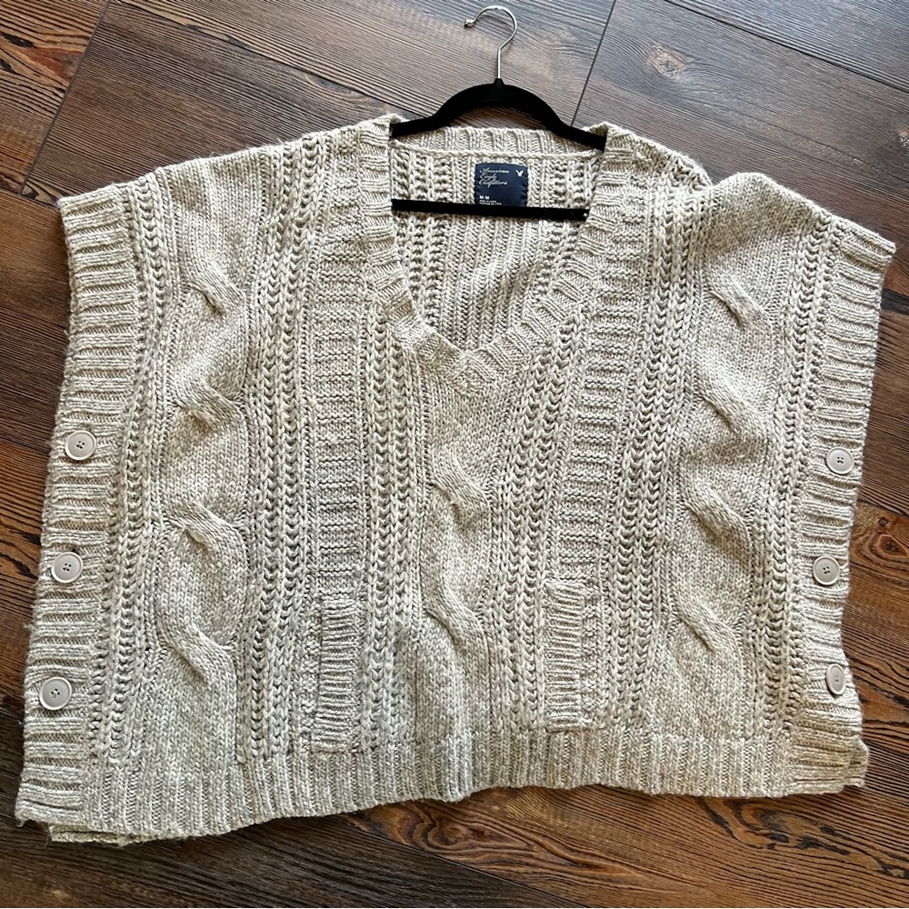American Eagle Outfitters Gray Poncho Sweater Cableknit Cable Knit Button Size M - Picture 6 of 12
